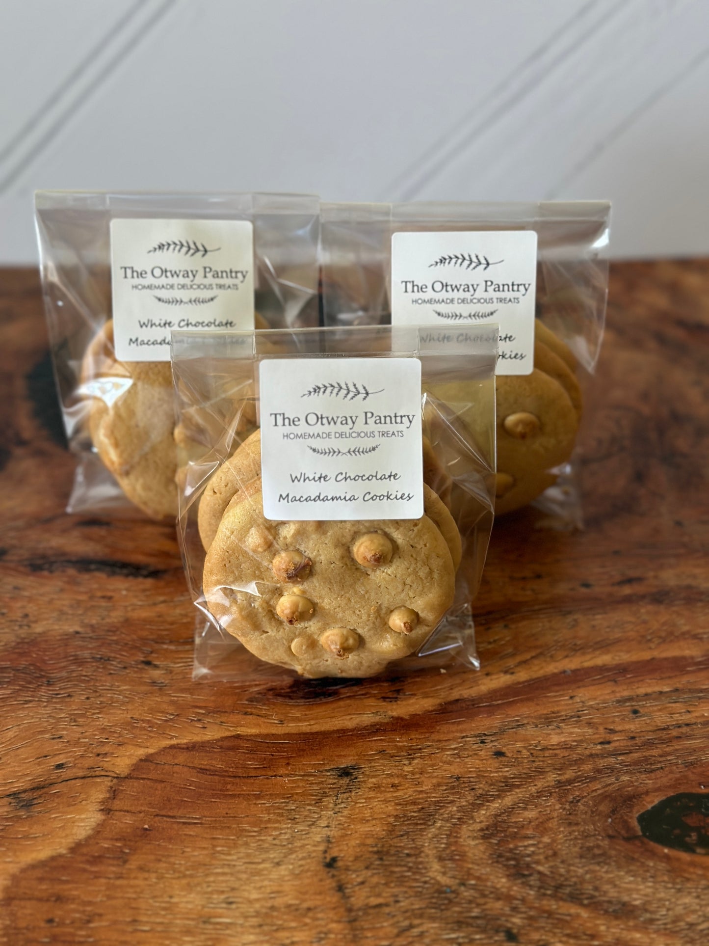 Macadamia White Chocolate Cookies