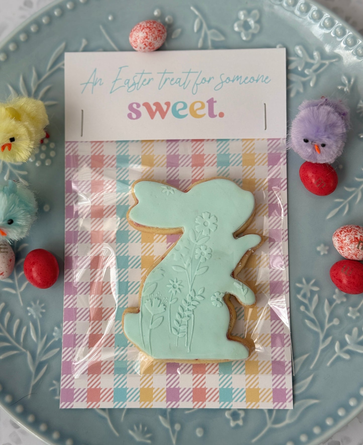 Easter Fondant Cookie - Floral Bunny Rabbit